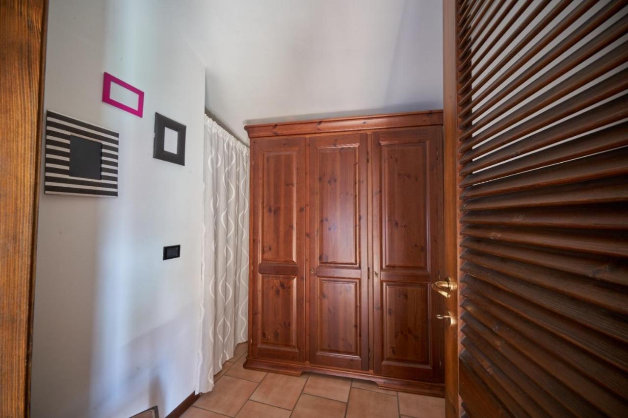 Porto Valentino Apartment Sirmione Exterior photo